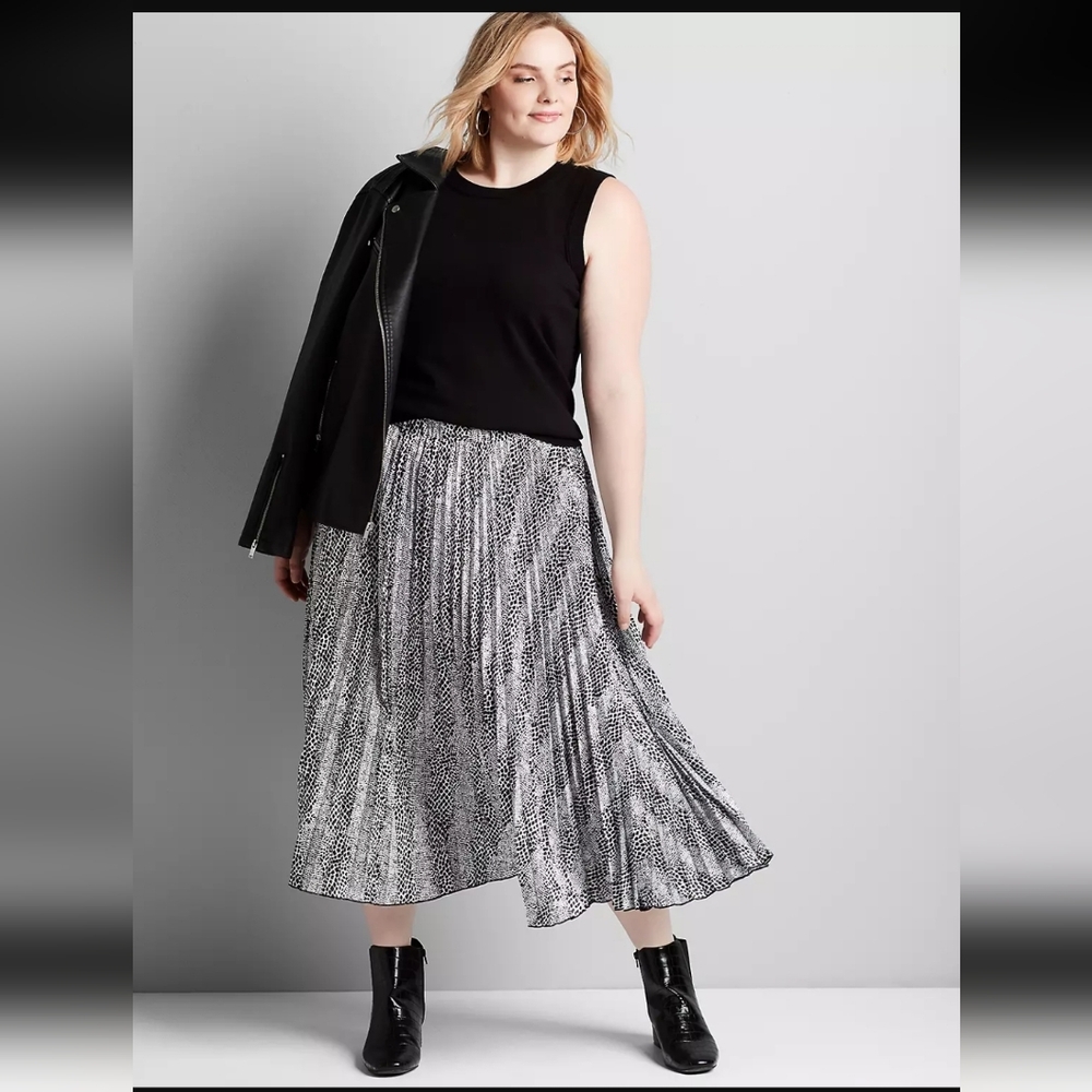 Lane Bryant NWT 22/24 Midi Animal Stripe Mixed Print Pleated Elastic Waist Skirt